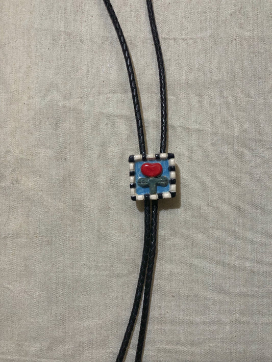 Tulipán bolo tie